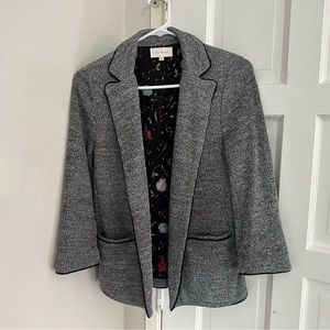 Adorable, light & flattering blazer from Stitch Fix’ Skies are Blue (worn once)